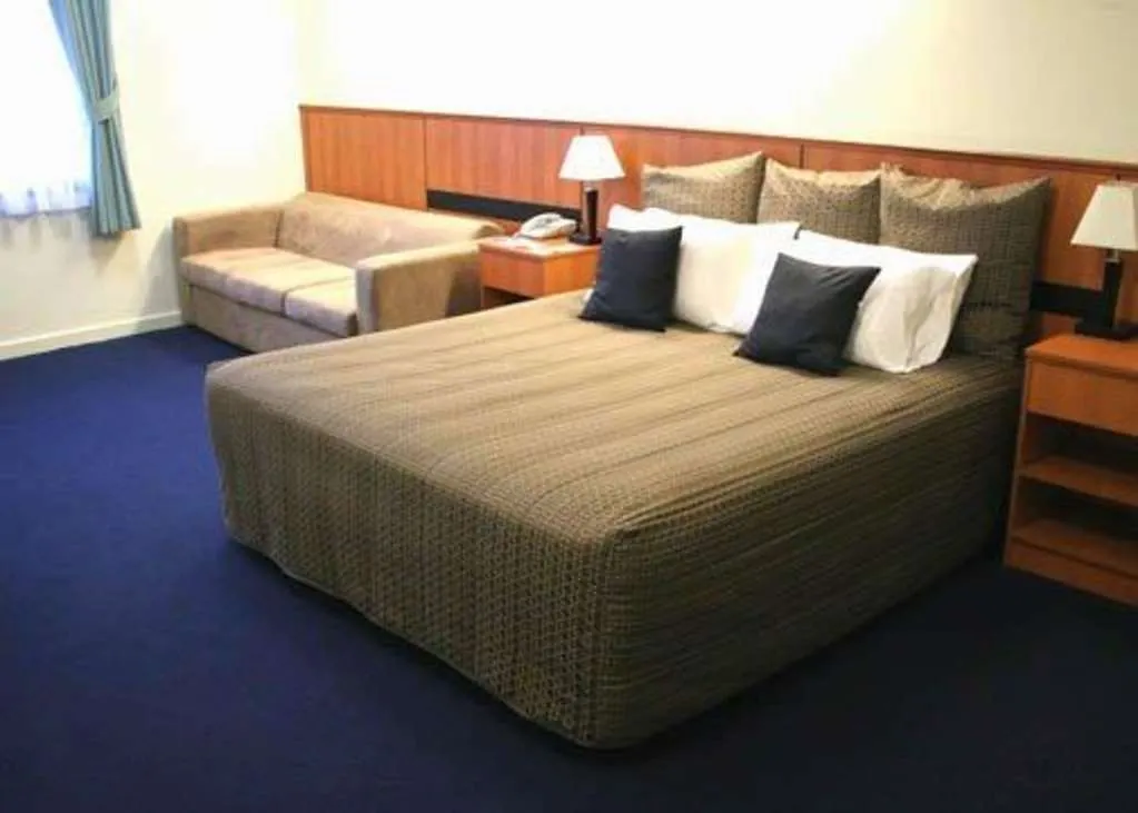 Metro Hotel Perth City