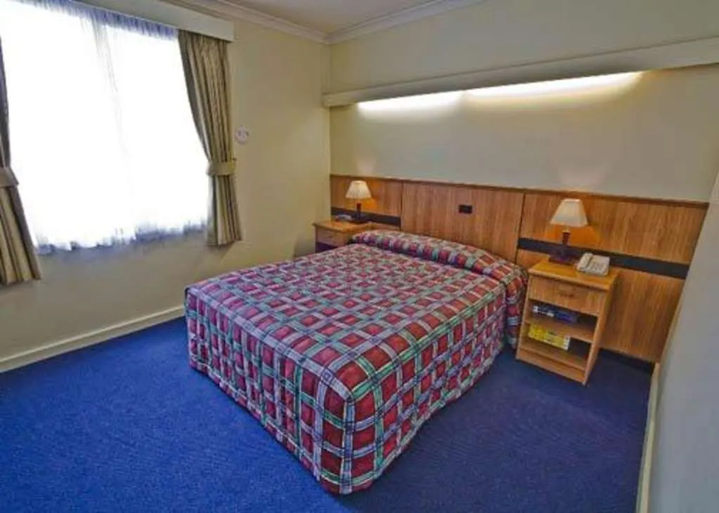 Metro Hotel Perth City